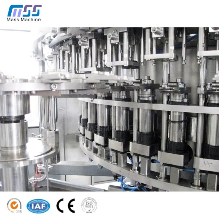 7000BPH Carbonated Filling Machine (10).jpg